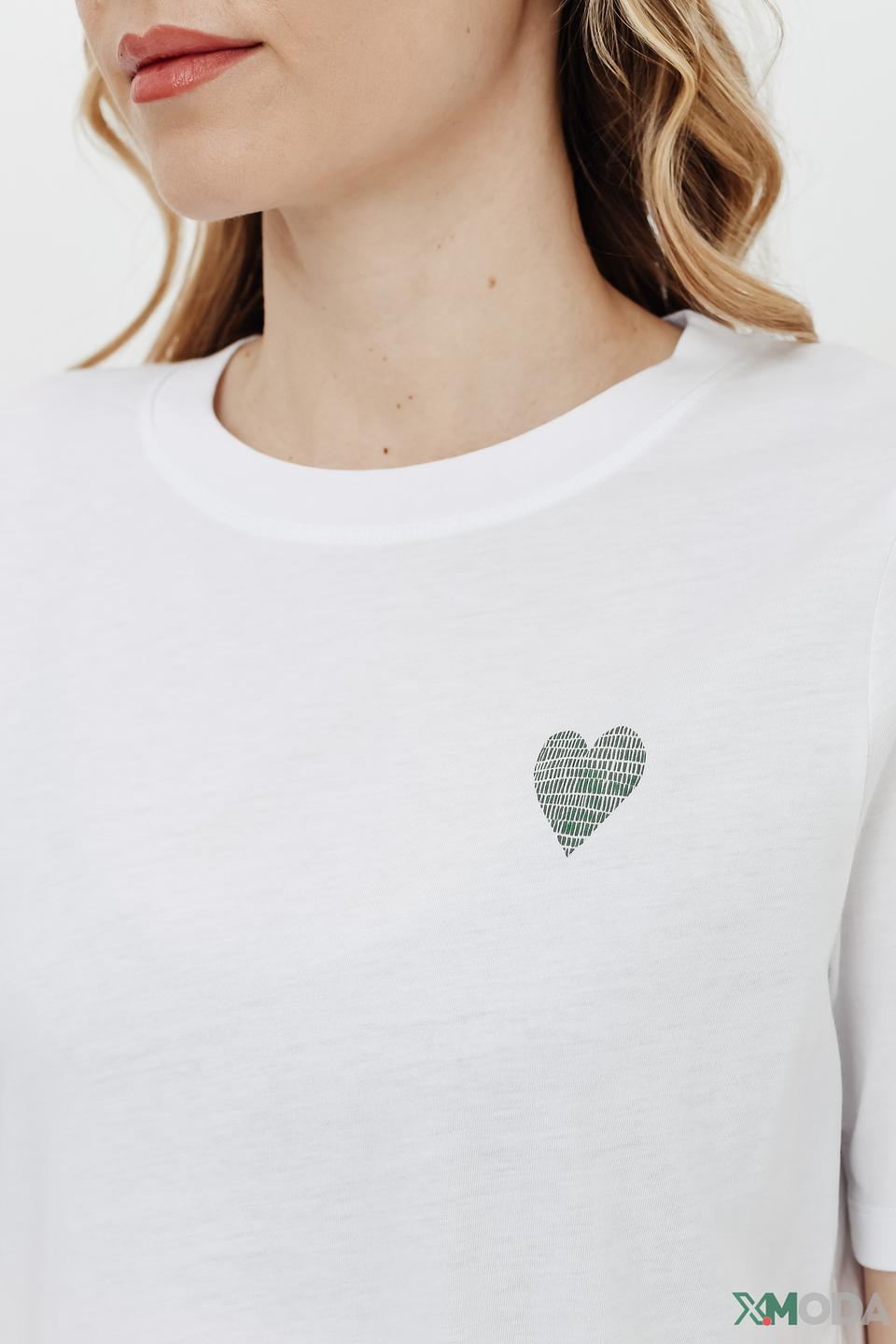 Футболка Maerz с сердцем