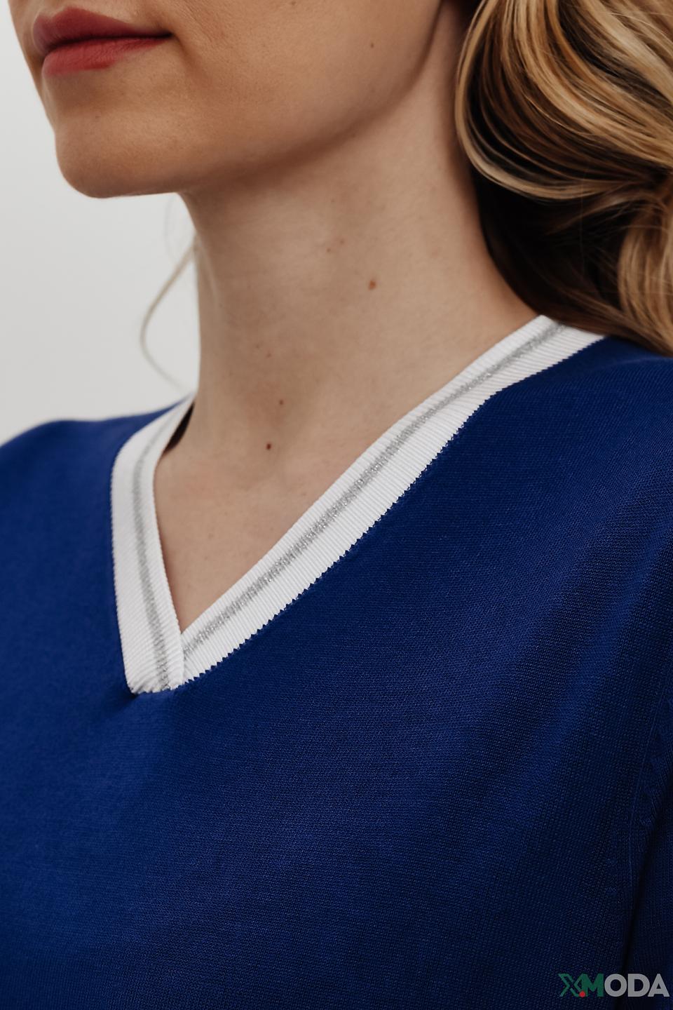 Пуловер Pezzo с V-образным вырезом синий