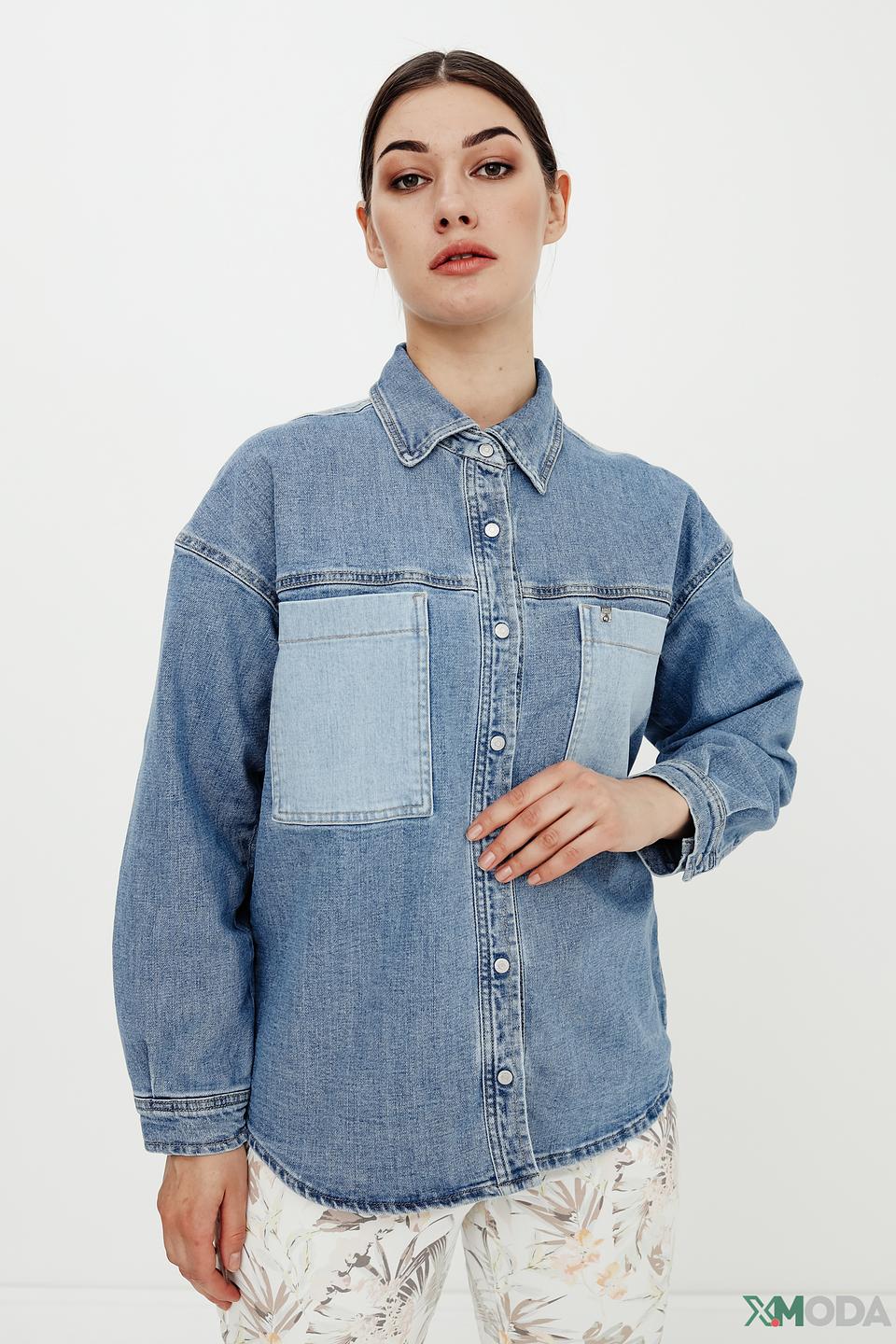 Рубашка UNQ джинсовая с карманами голубая