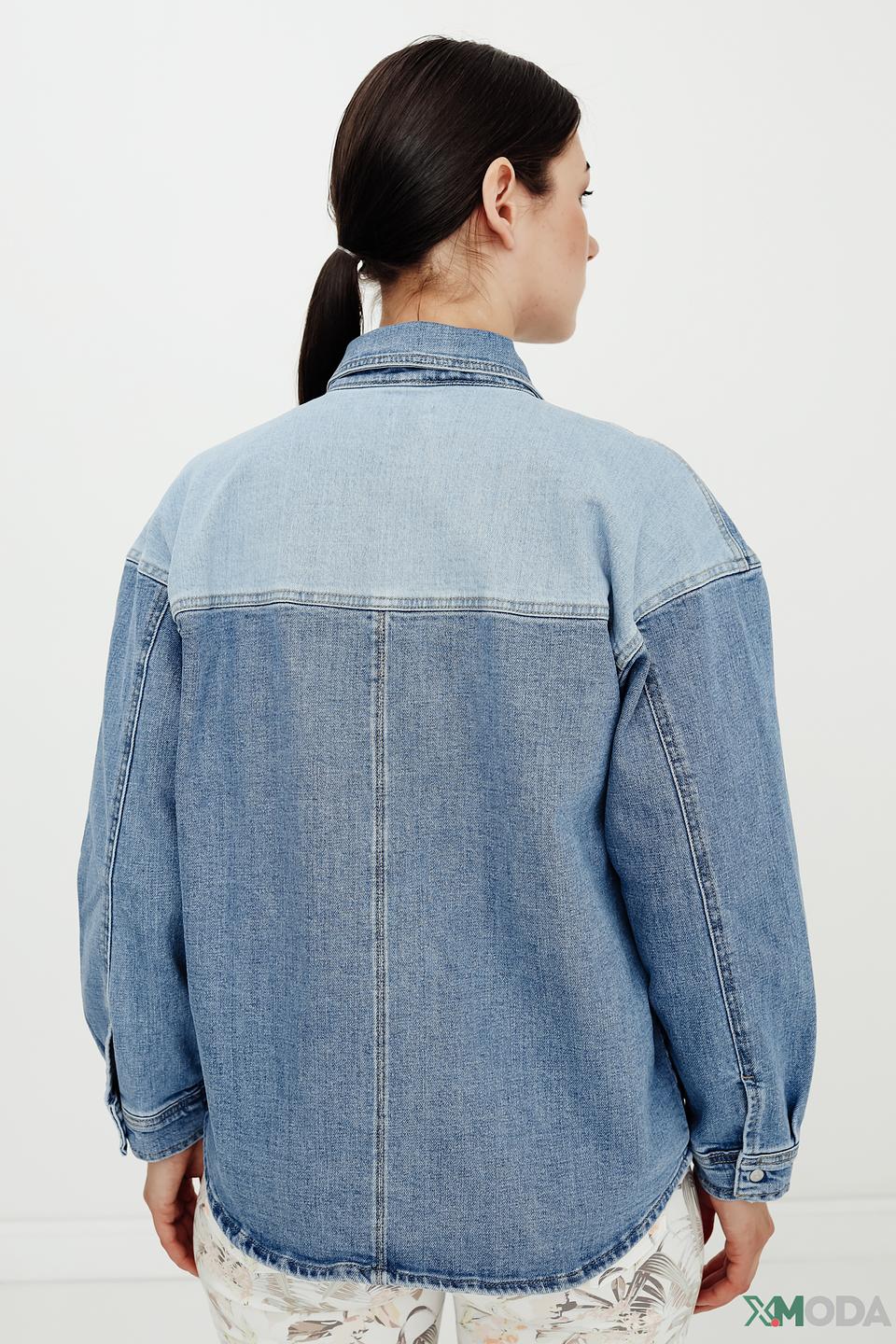 Рубашка UNQ джинсовая с карманами голубая