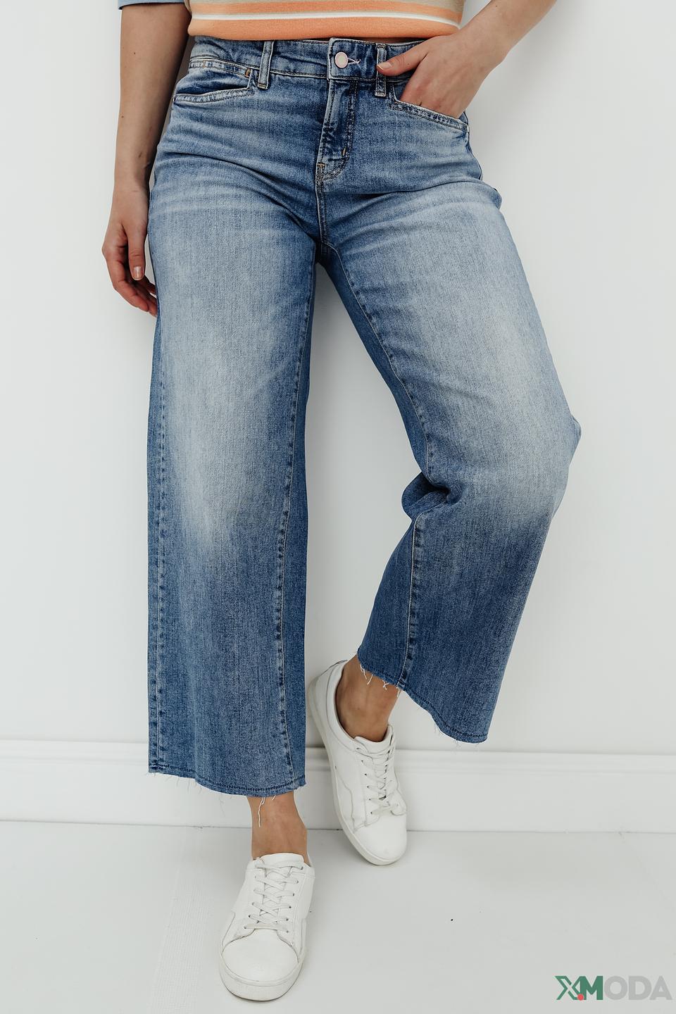 Джинсы Cambio клеш голубой