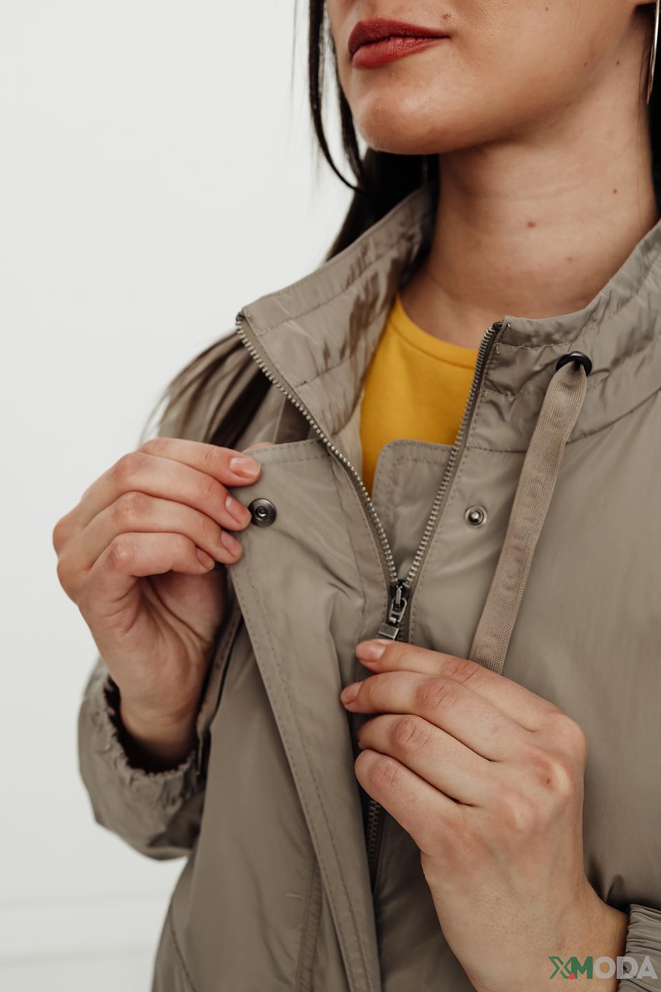 Куртка Lecomte женская бежевая