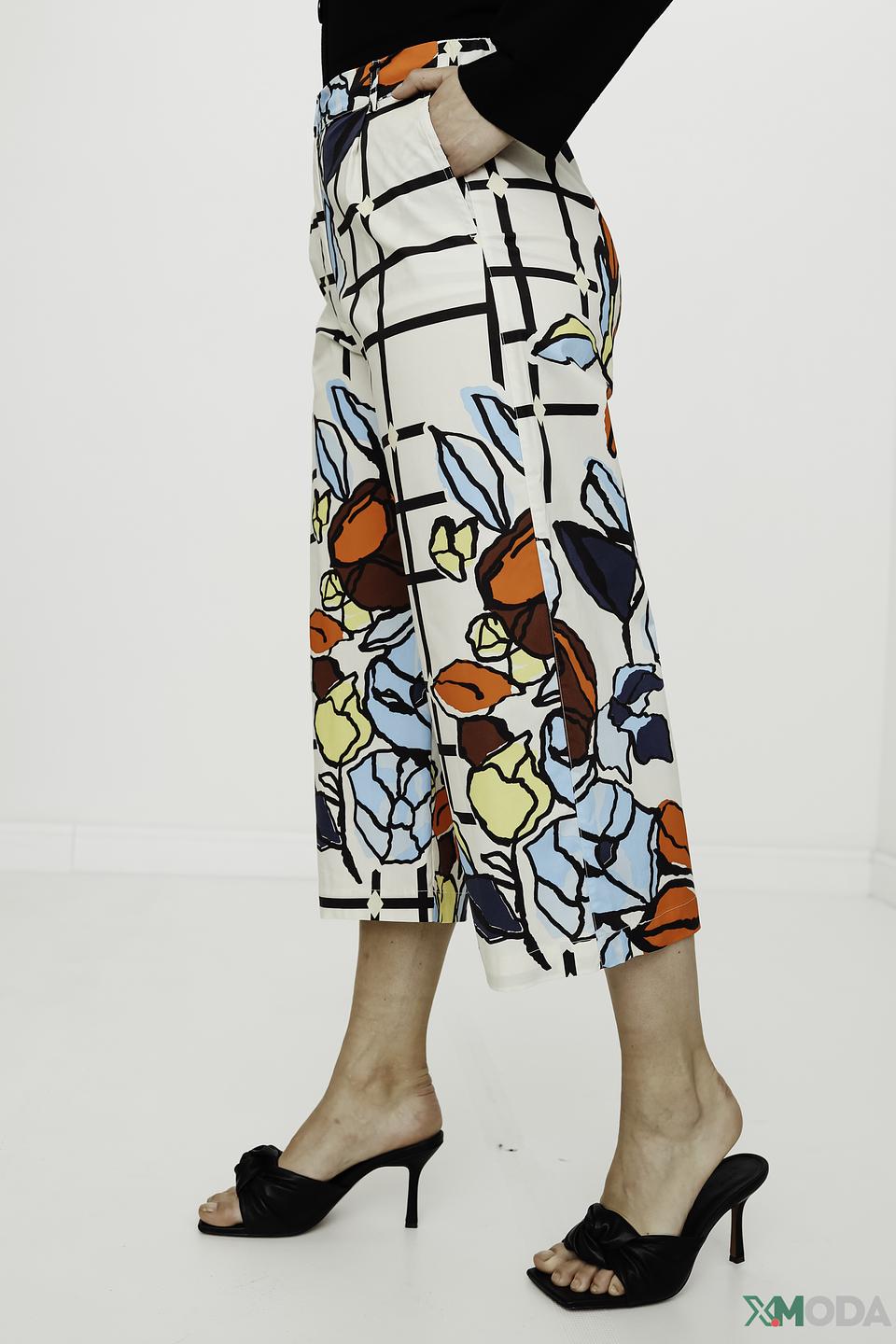 Брюки Tricot Chic с цветочным принтом