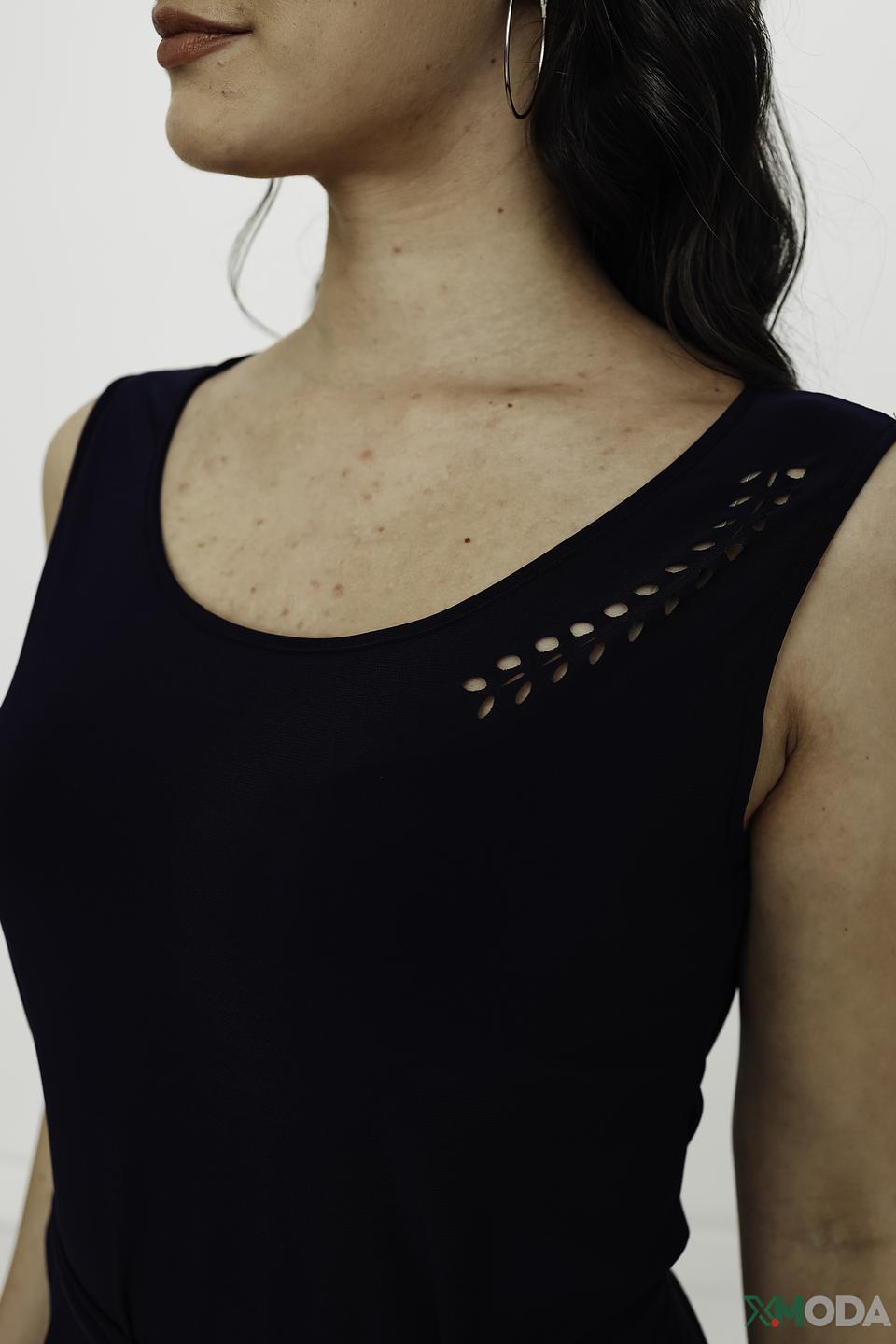 Платье Tricot Chic жен. с вырезом