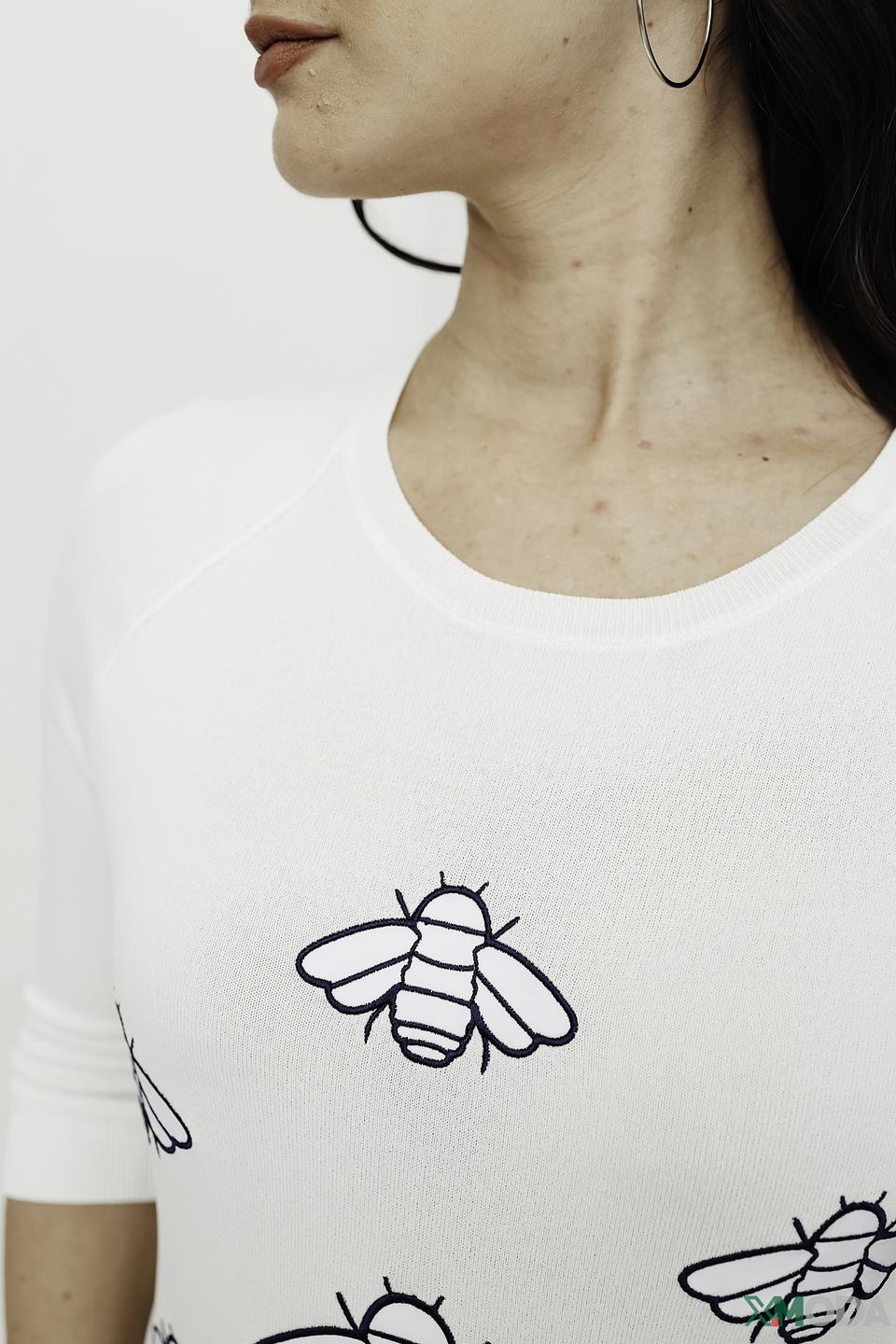 Джемпер i Blues с пчелами белый