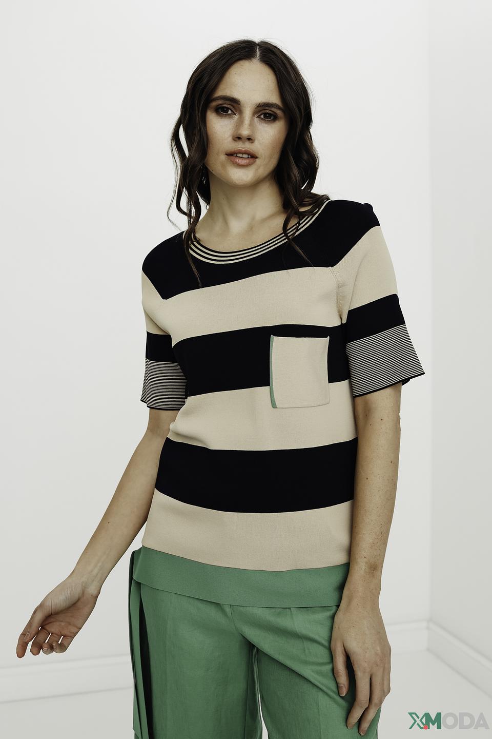 Пуловер Oui в полоску бежевый