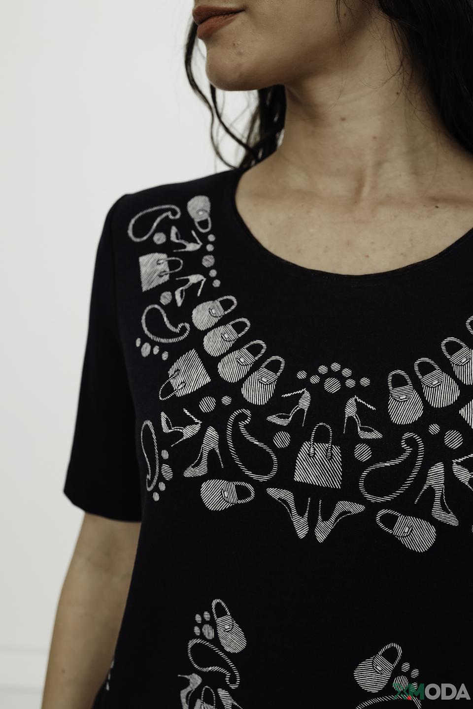 Футболка Eugen Klein с принтом чёрная