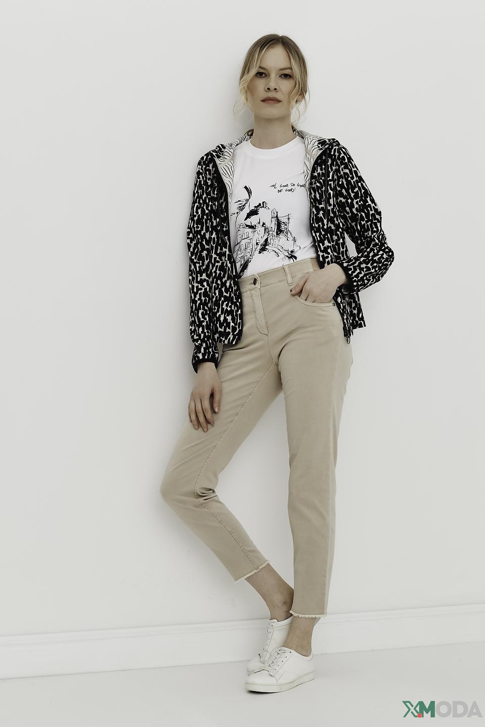 Футболка Be Yourself с принтом