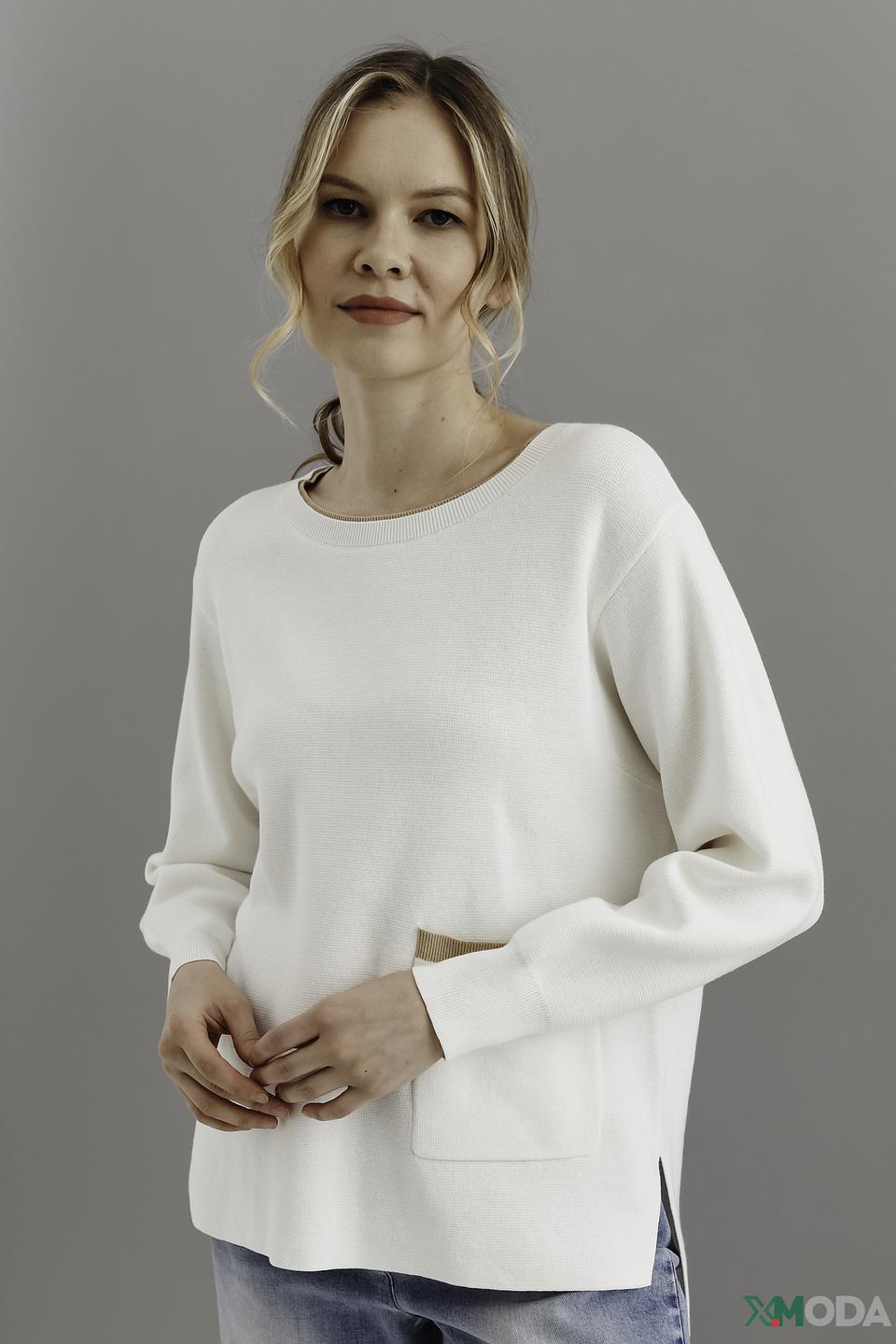 Пуловер Oui с карманом молочный