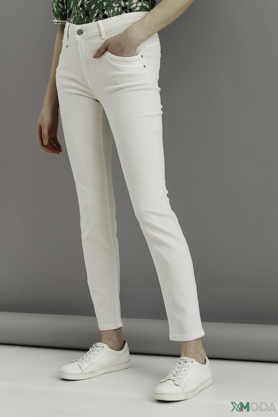 Джинсы Oui Slim Fit белые