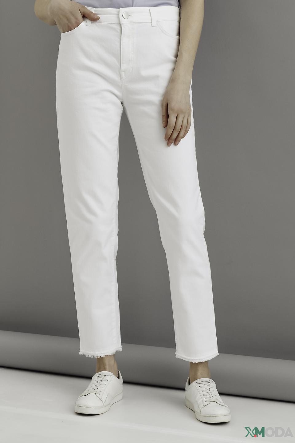 Джинсы Marc Cain белые с необработанным краем