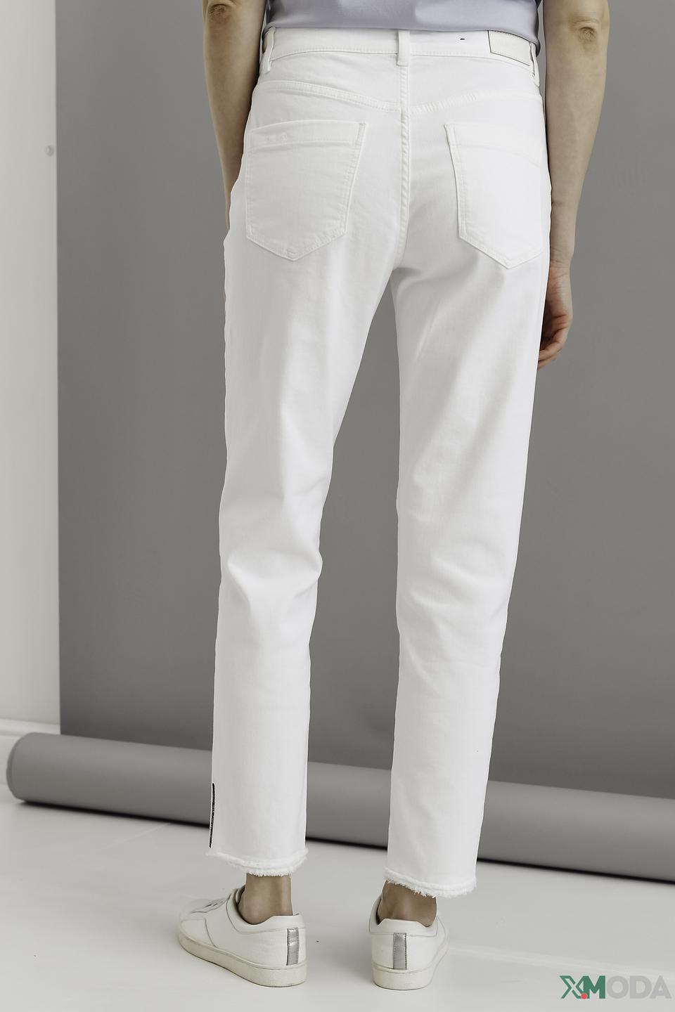 Джинсы Marc Cain белые с необработанным краем