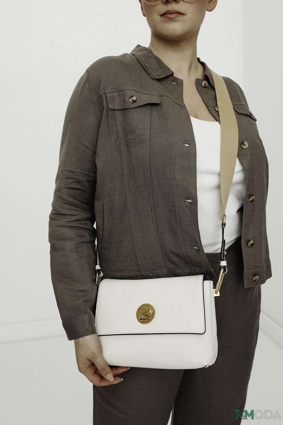 Сумка Coccinelle LD0120601/LIYA белая