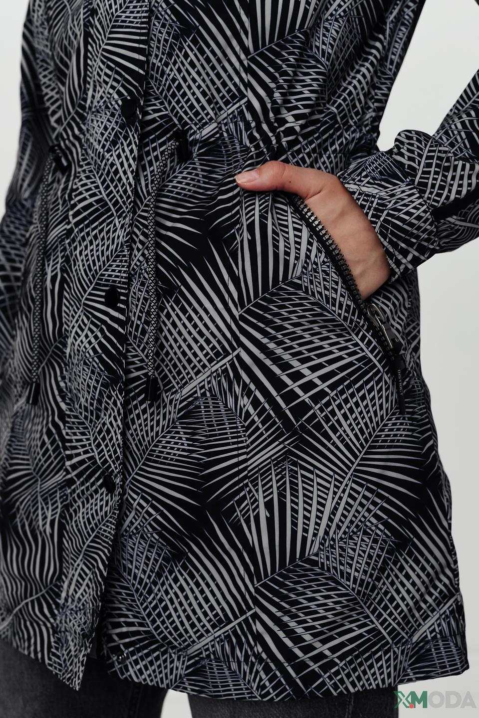 Куртка District с геометрическим принтом