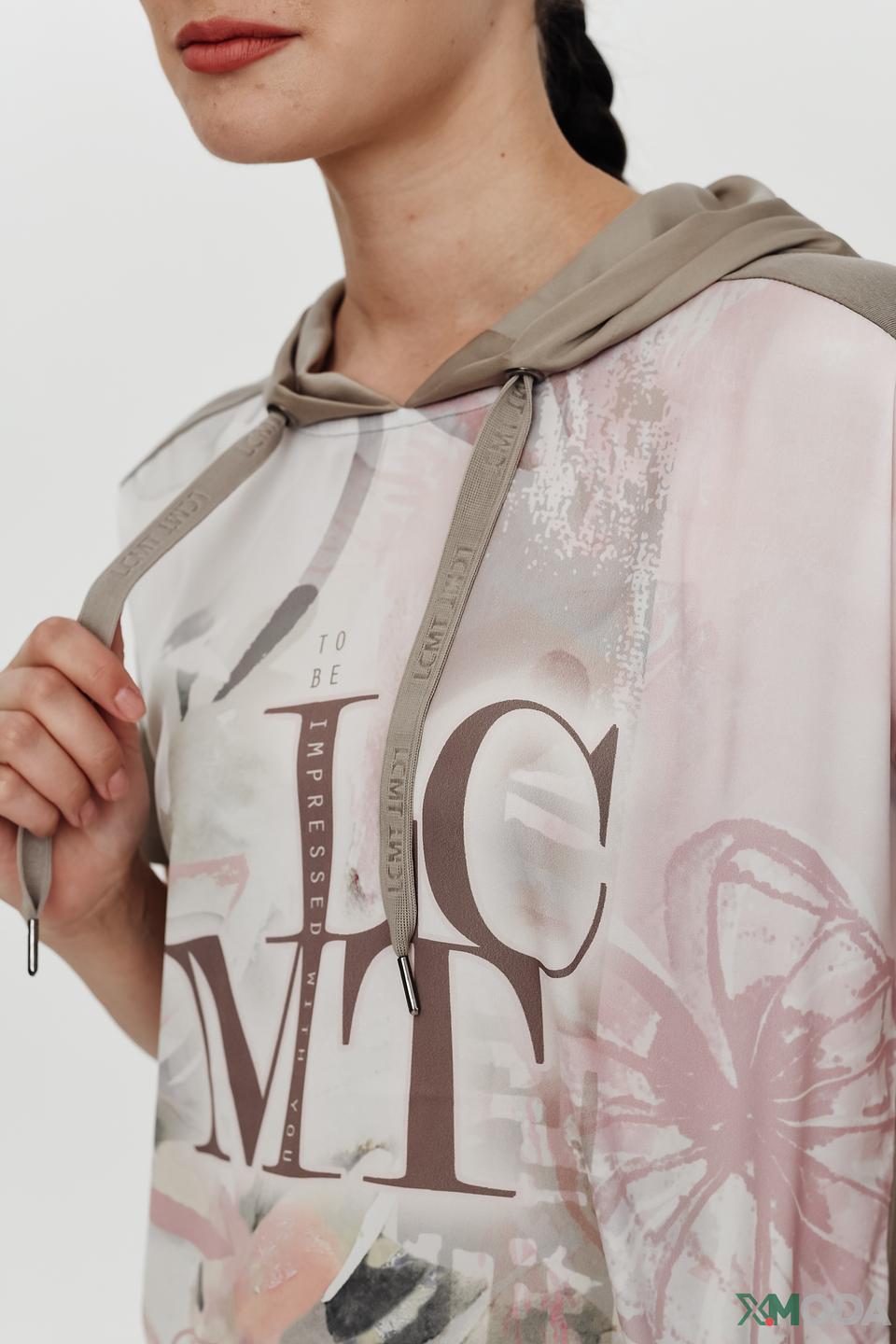 Пуловер Lecomte с принтом и капюшоном