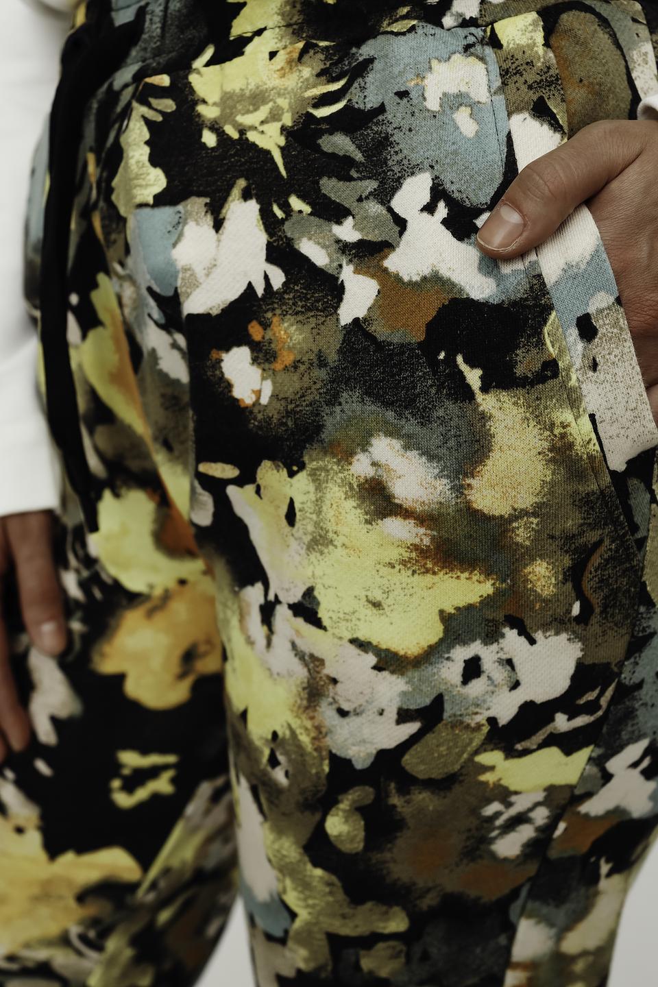 Брюки s.Oliver с цветочным принтом