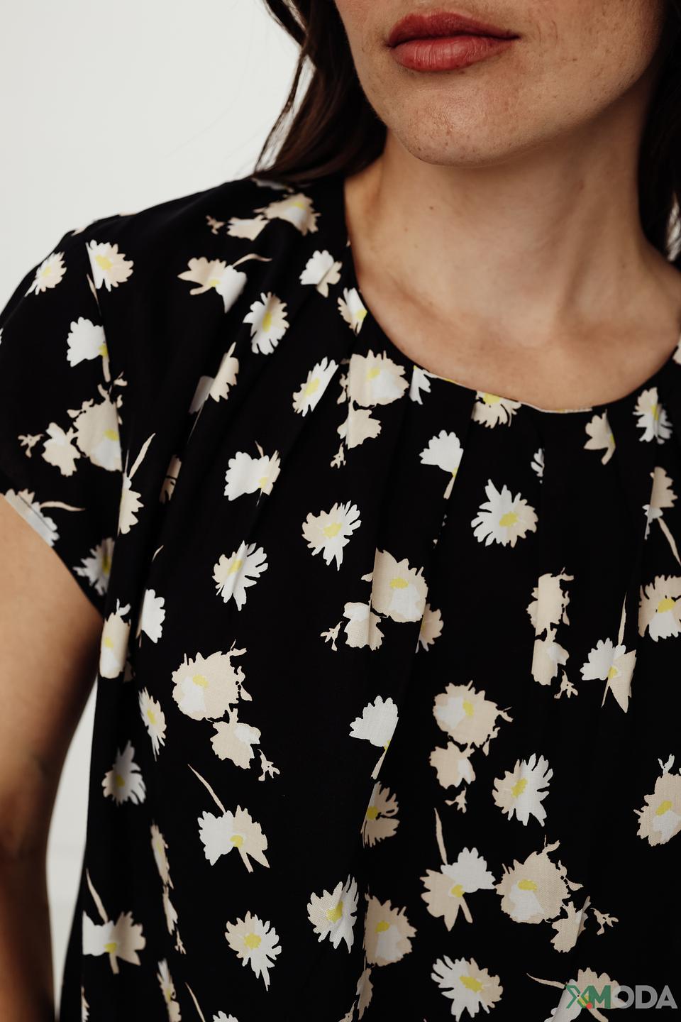 Блуза Taifun с ромашками чёрная