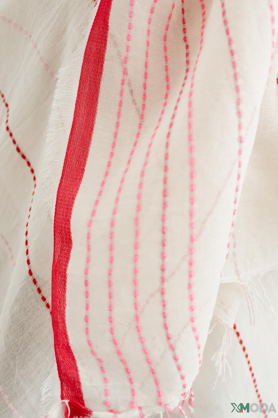 Шарф Apart в полоску кремовый