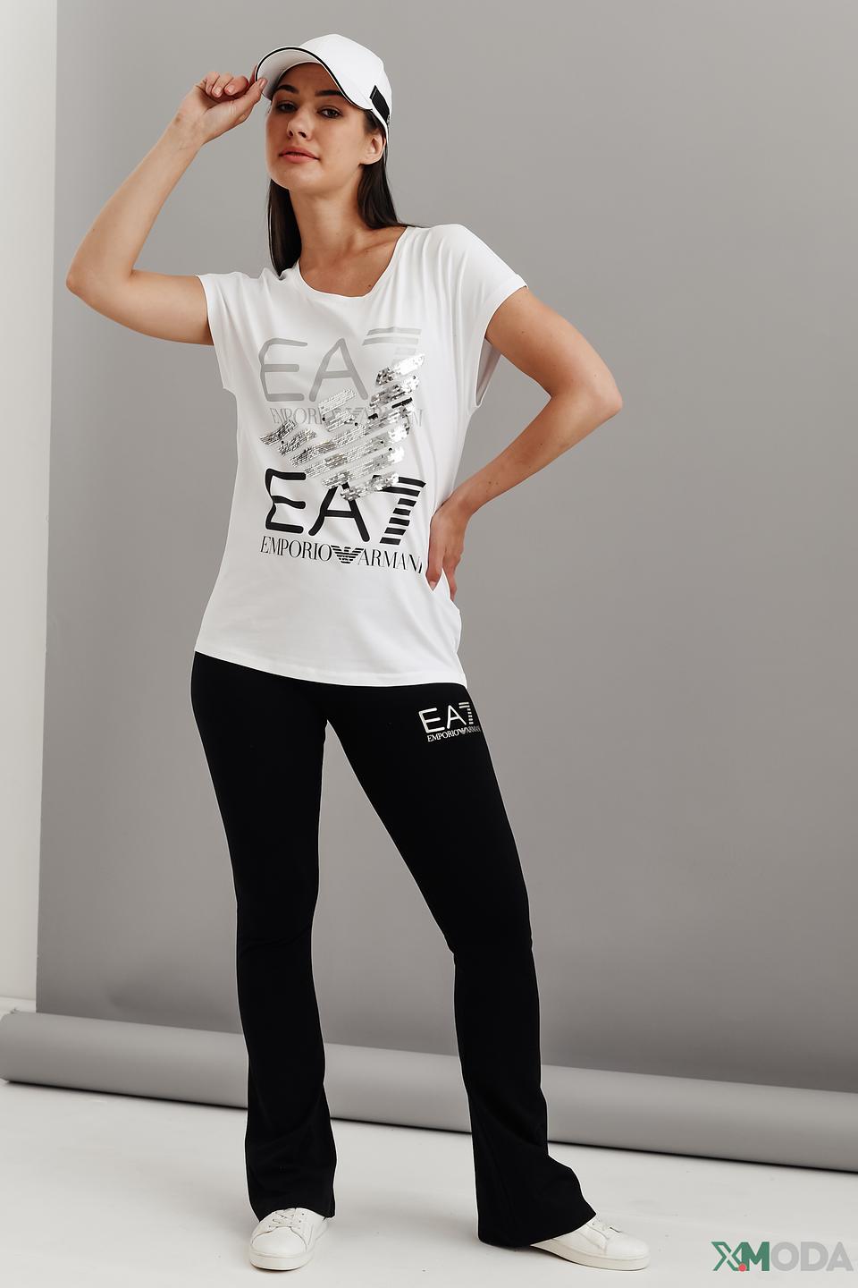 Кепка Emporio Armani белая с логотипом