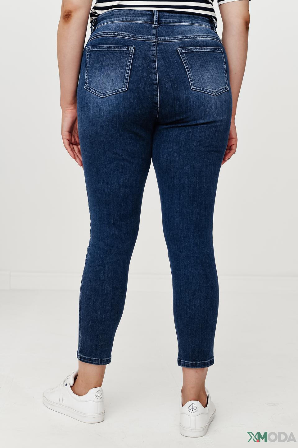 Джинсы с потертостями Thomas Rabe