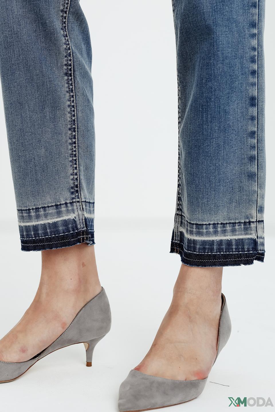 Джинсы Luisa Cerano с потертостями