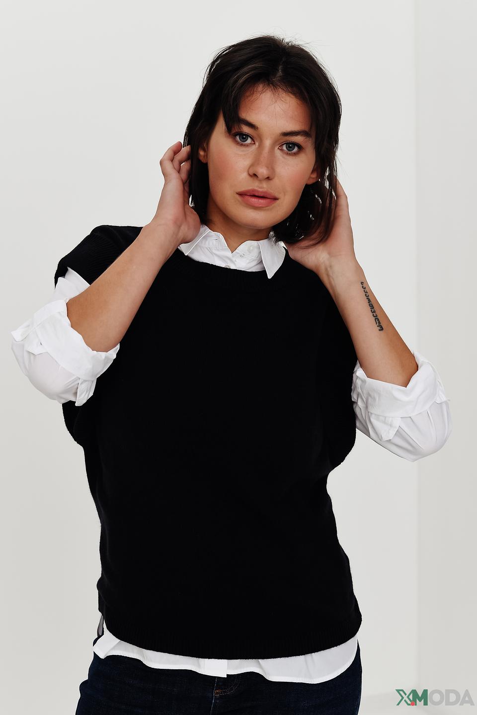 Жилет Oui чёрный базовый