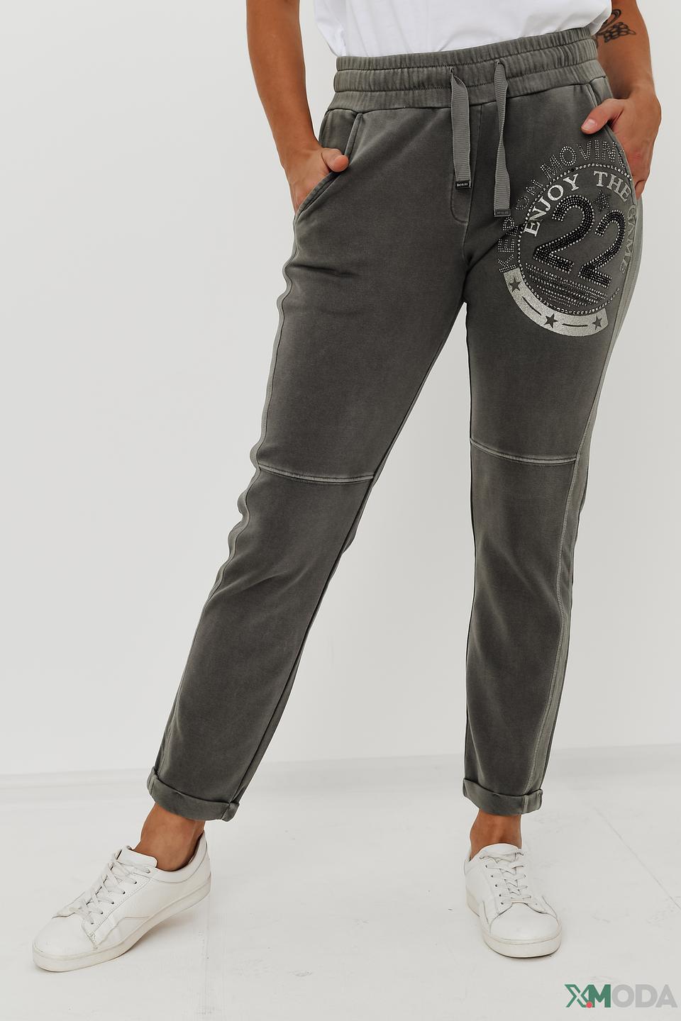 Брюки Monari серые с принтом