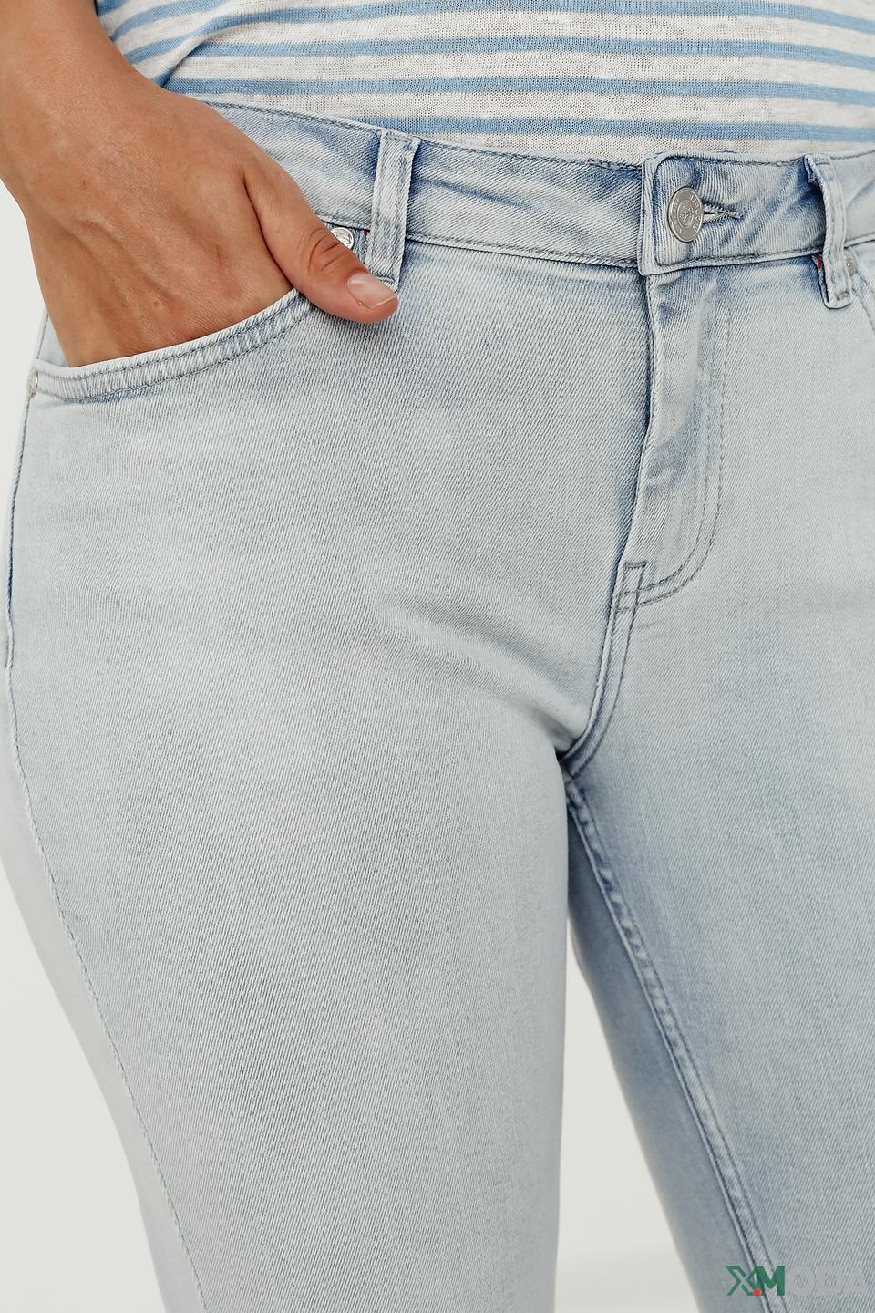 Джинсы Monari с декором