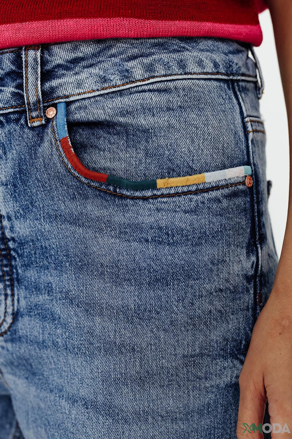 Джинсы Oui с вышивкой голубые