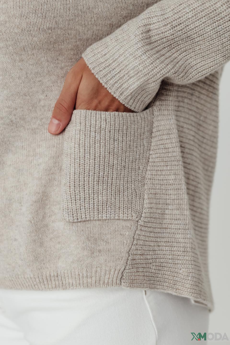 Пуловер Oui бежевый с карманами