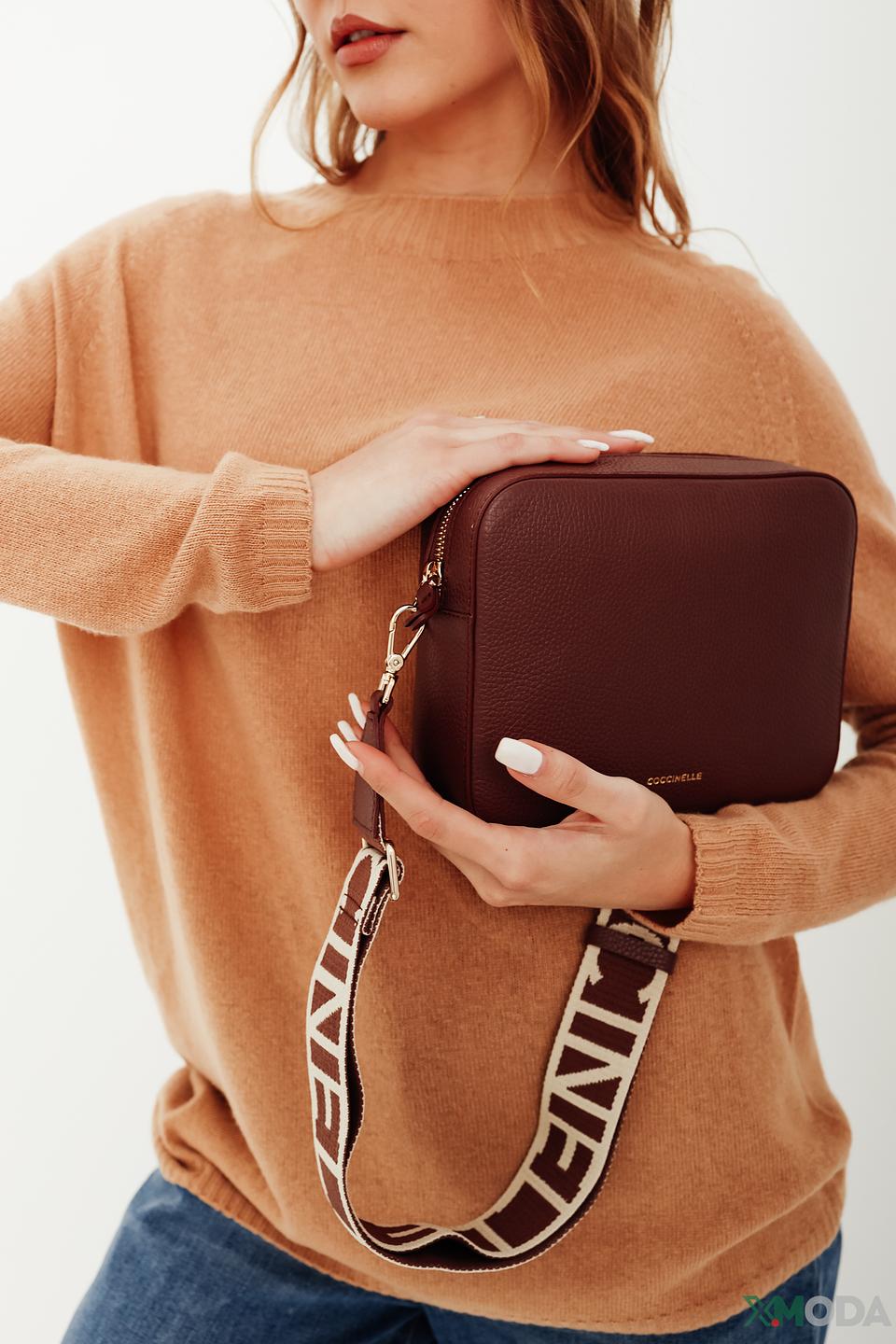 Сумка через плечо Coccinelle бордовая