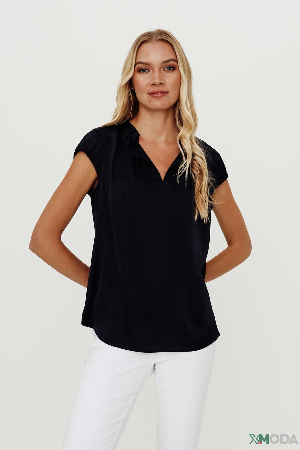 Блуза Comma чёрная с воротником