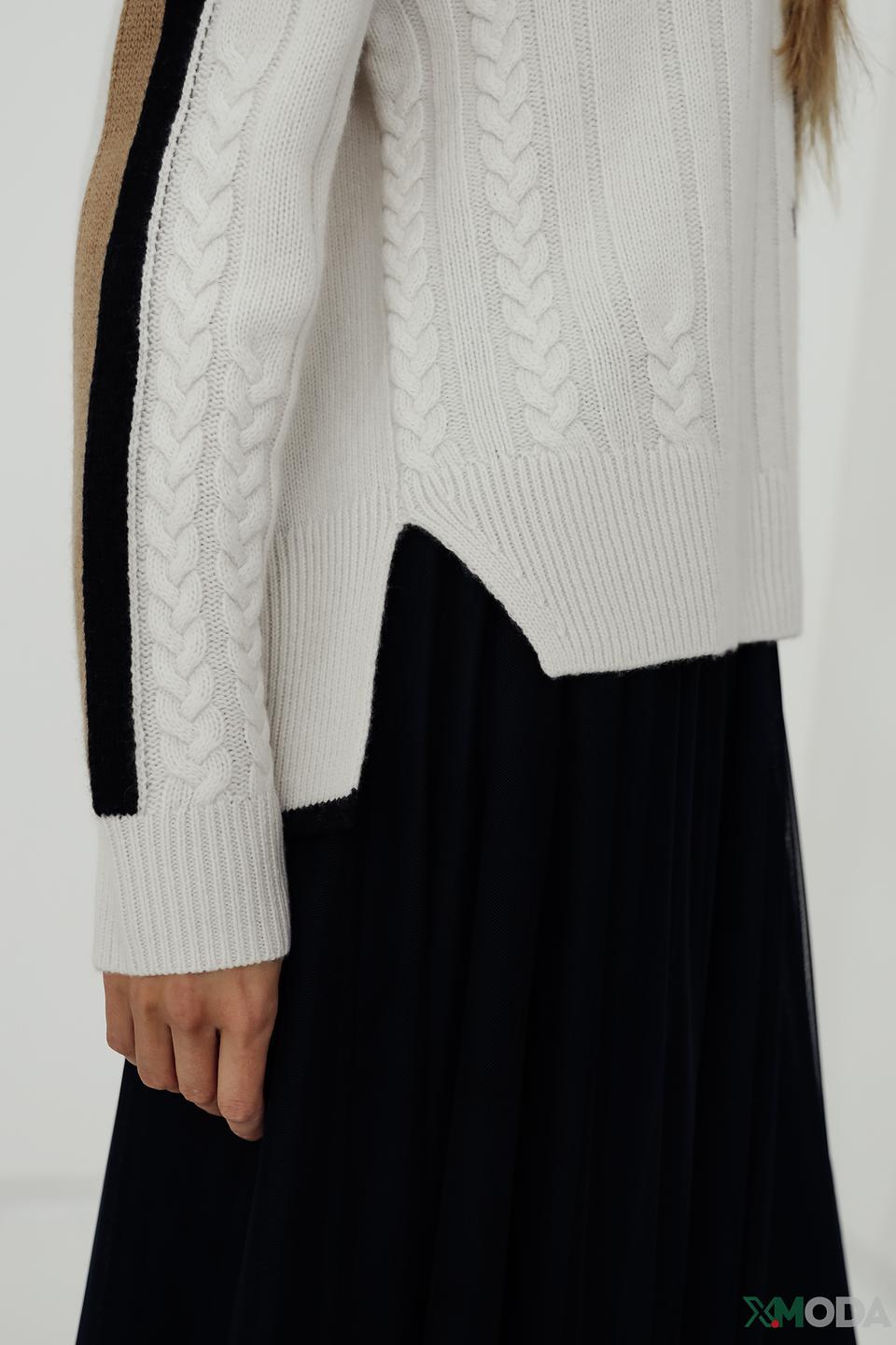 Пуловер Marc Cain с логотипом