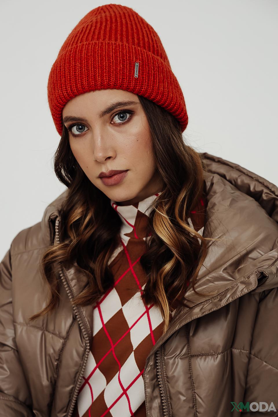 Шапка Wegener рыжая вязаная