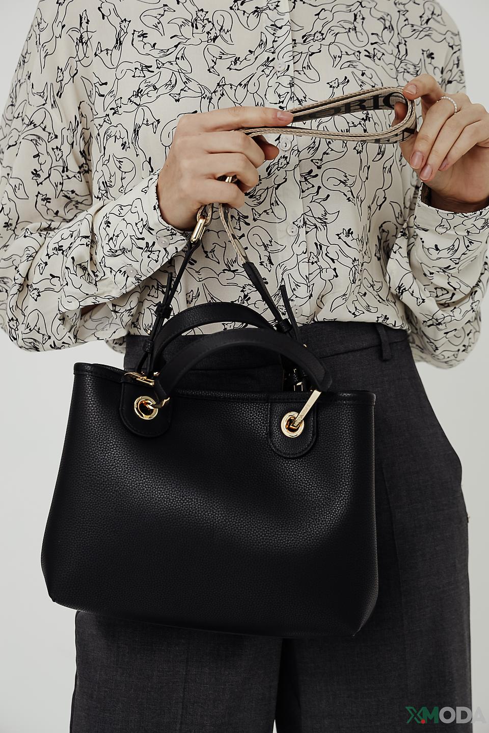 Сумка Emporio Armani чёрная