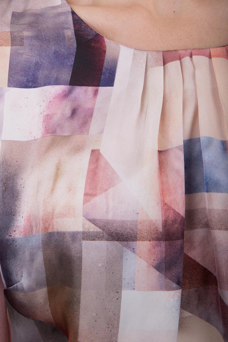 Блуза Lebek с абстрактным принтом