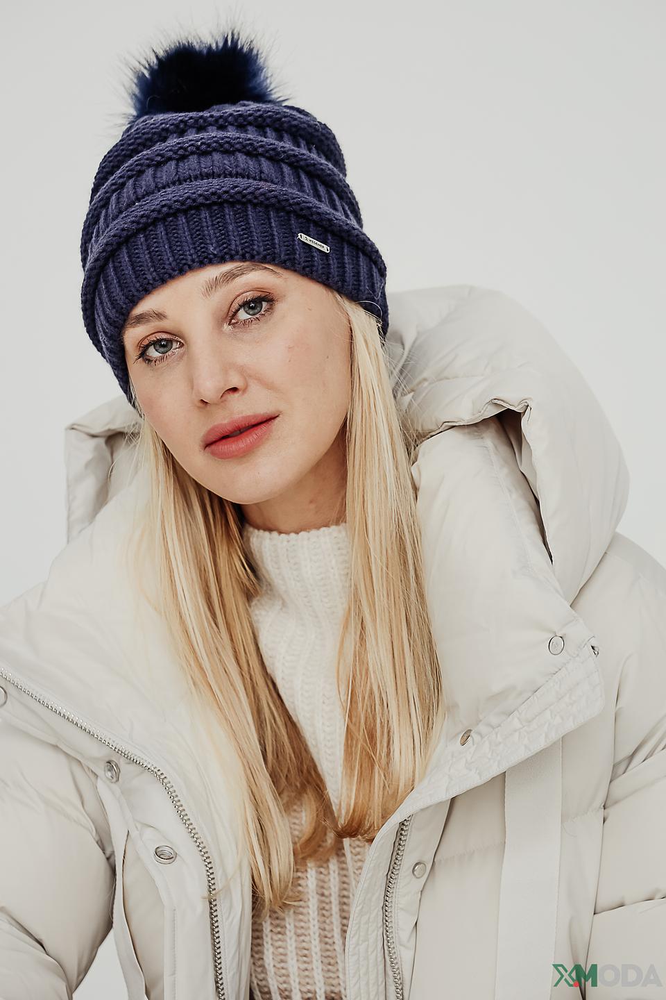 Шапка Wegener вязаная с помпоном синяя