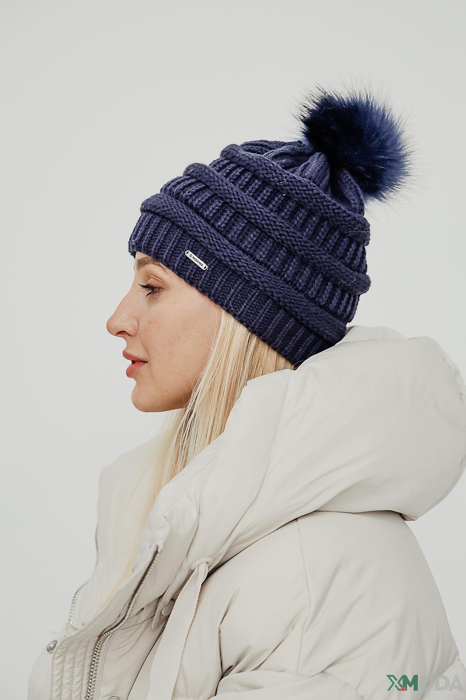Шапка Wegener вязаная с помпоном синяя