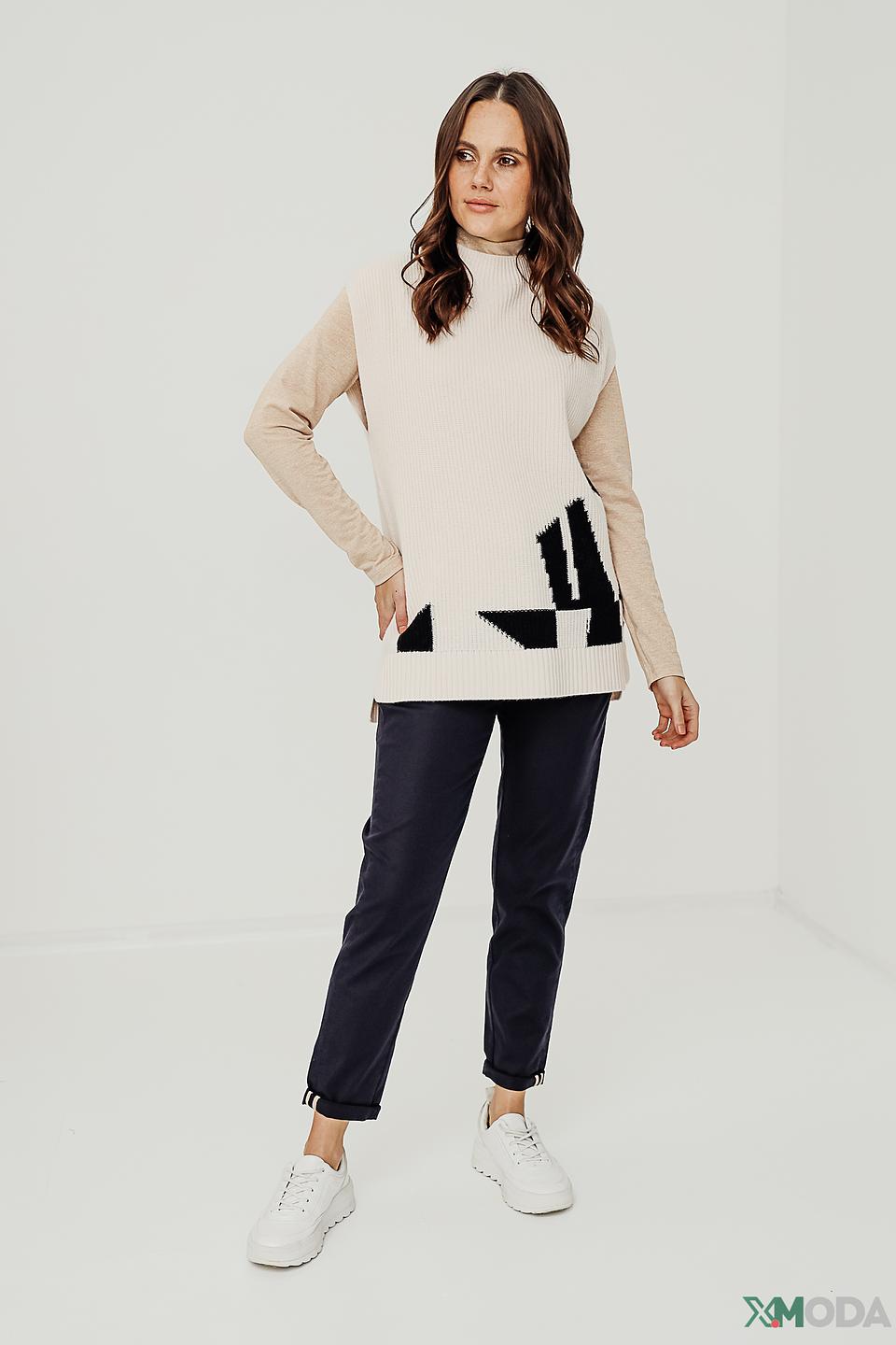 Жилет Marc Cain с графичным рисунком бежевый