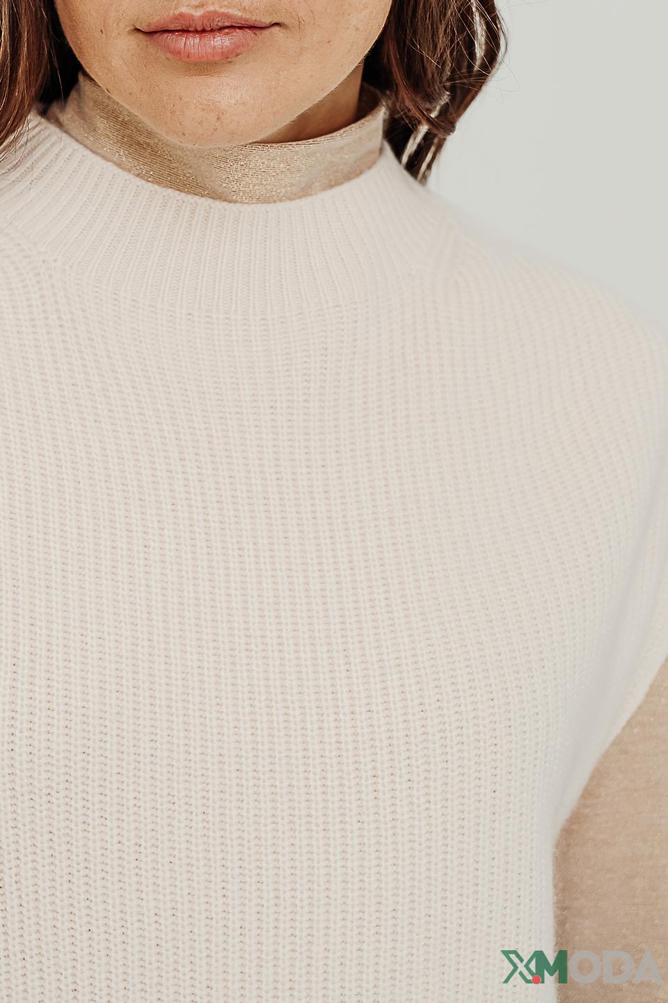 Жилет Marc Cain с графичным рисунком бежевый