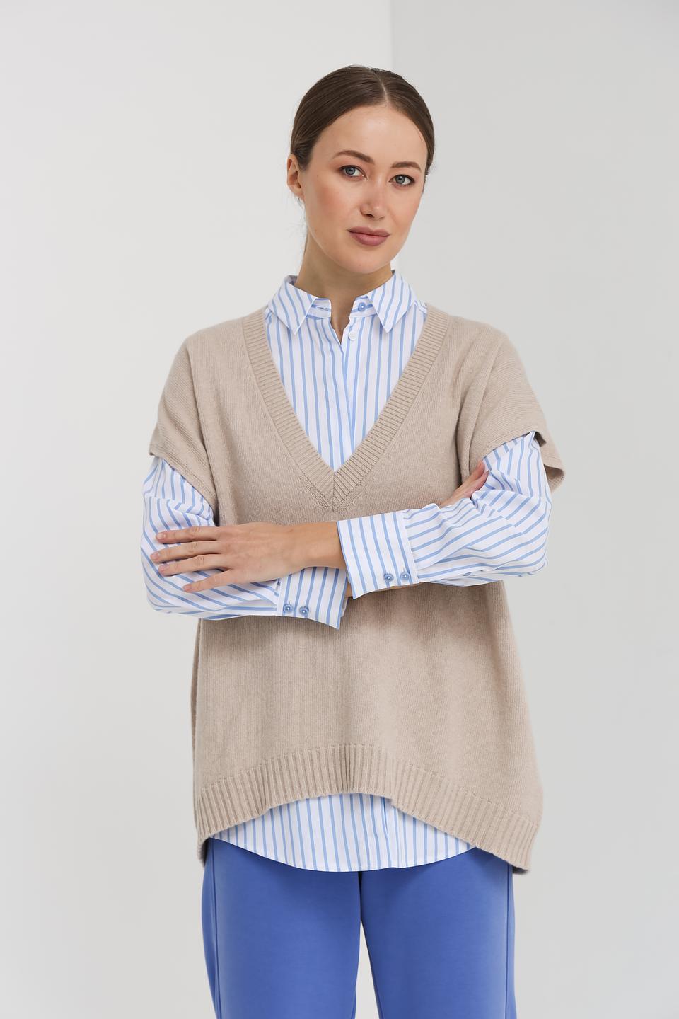 Жилет Rich and Royal бежевый