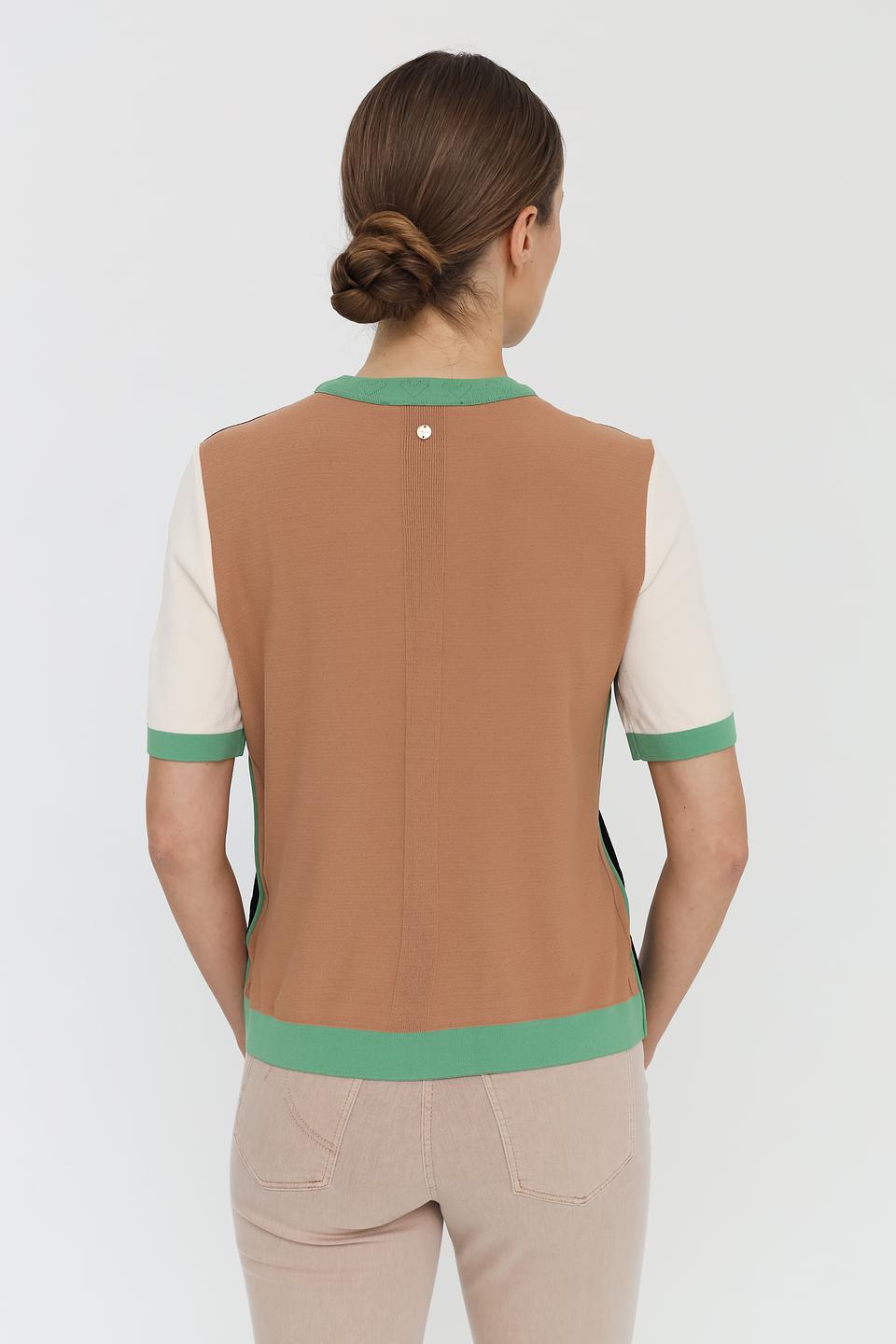 Пуловер Marc Cain с зелёной отделкой