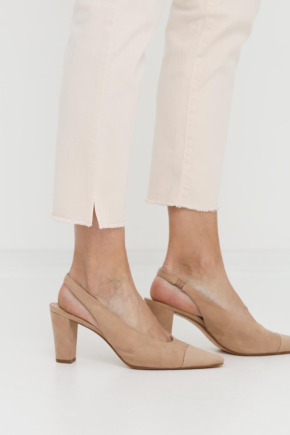 Джинсы Marc Cain бежевые