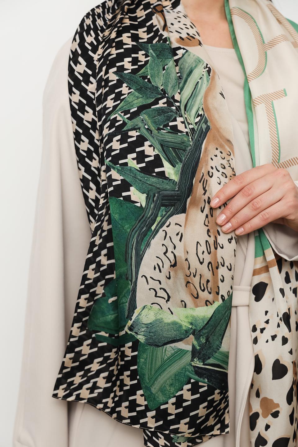 Платок Marc Cain с принтом