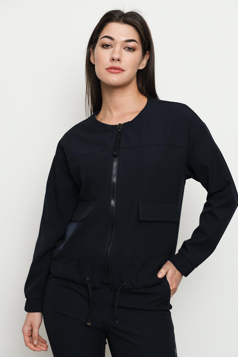 Жакет Lecomte чёрный приталенный