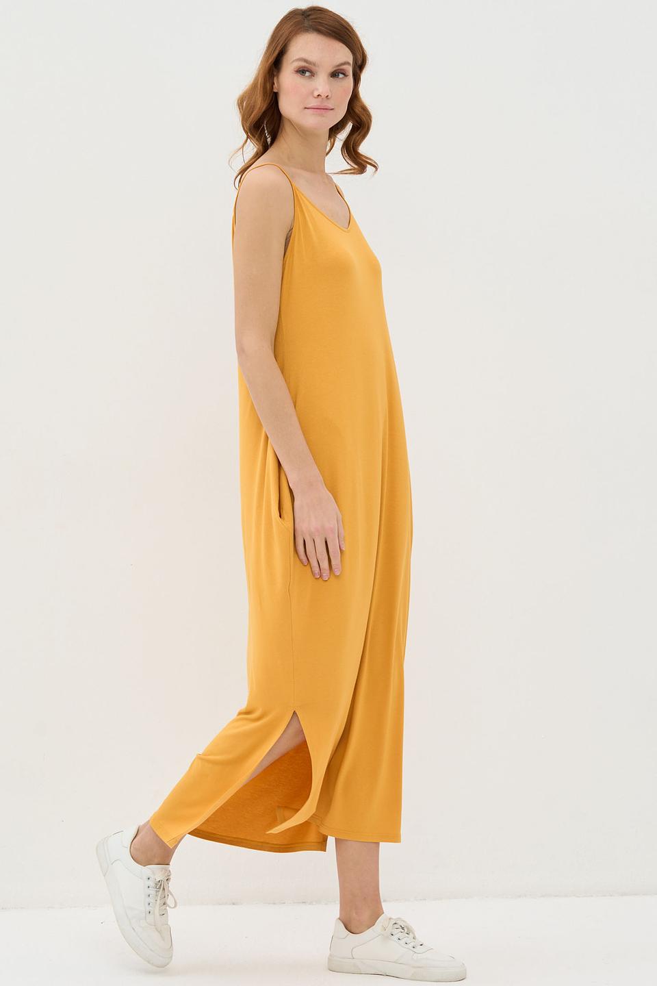 Платье VAY на бретелях горчичное