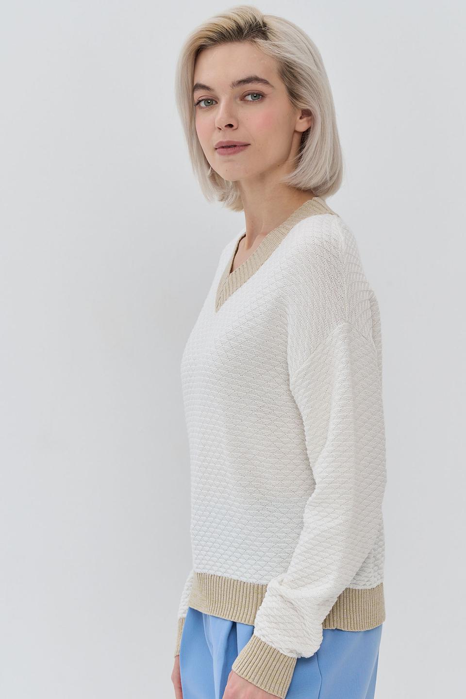 Джемпер NEWVAY с V-образным вырезом бежевый