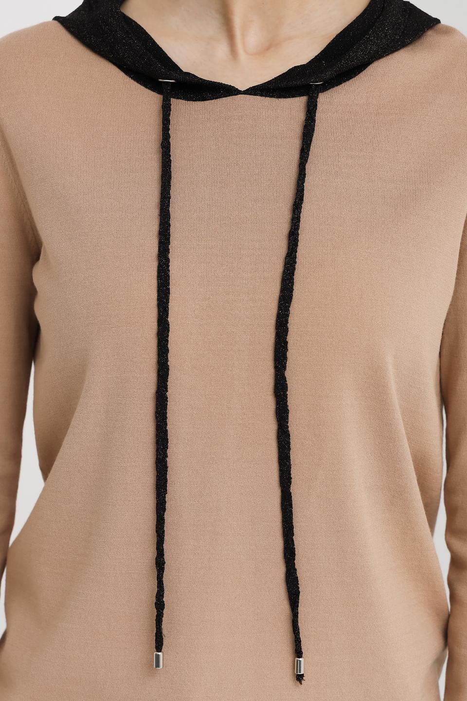 Толстовка Pezzo с капюшоном бежевая