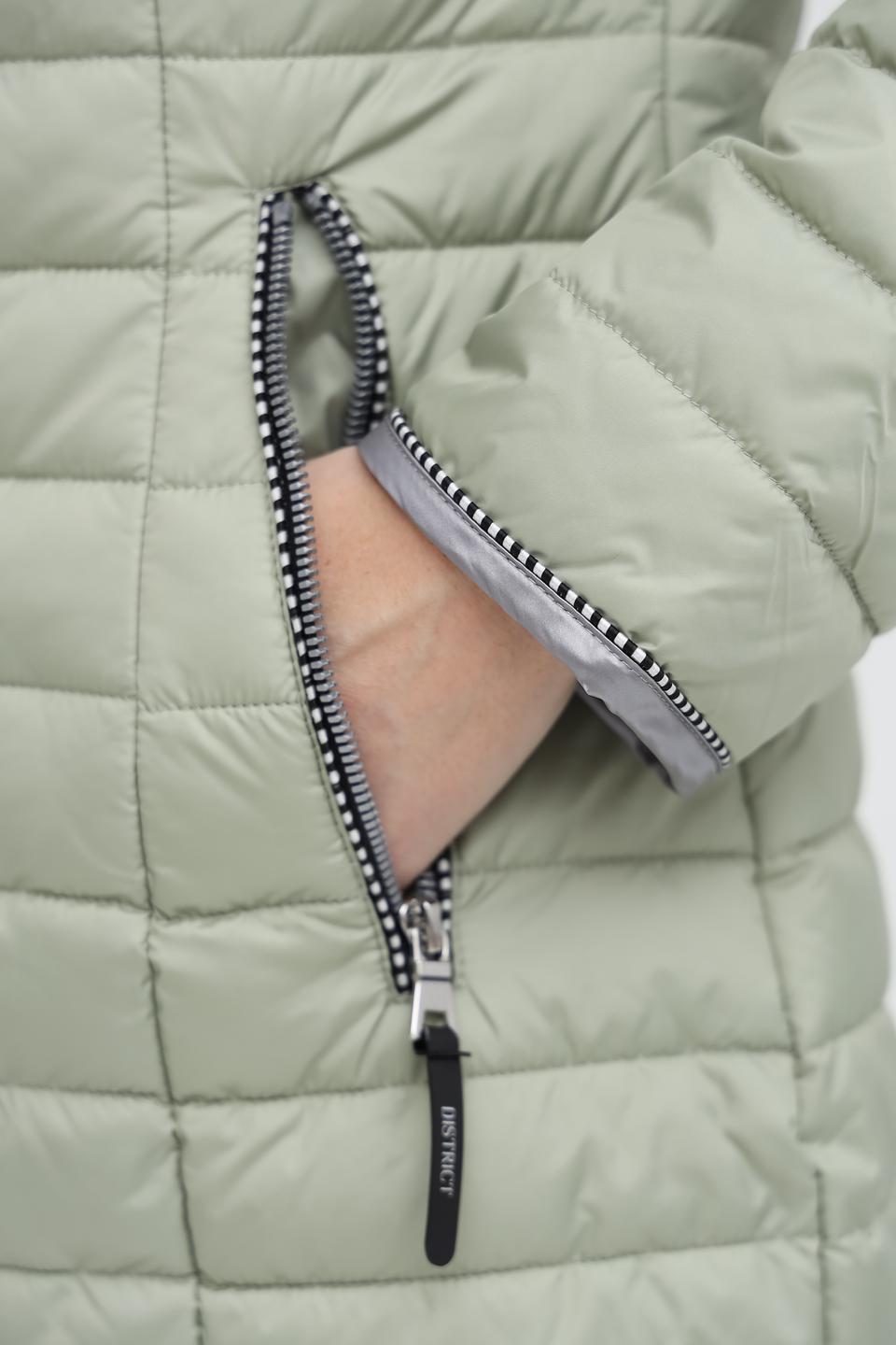 Пальто District стеганое оливковое