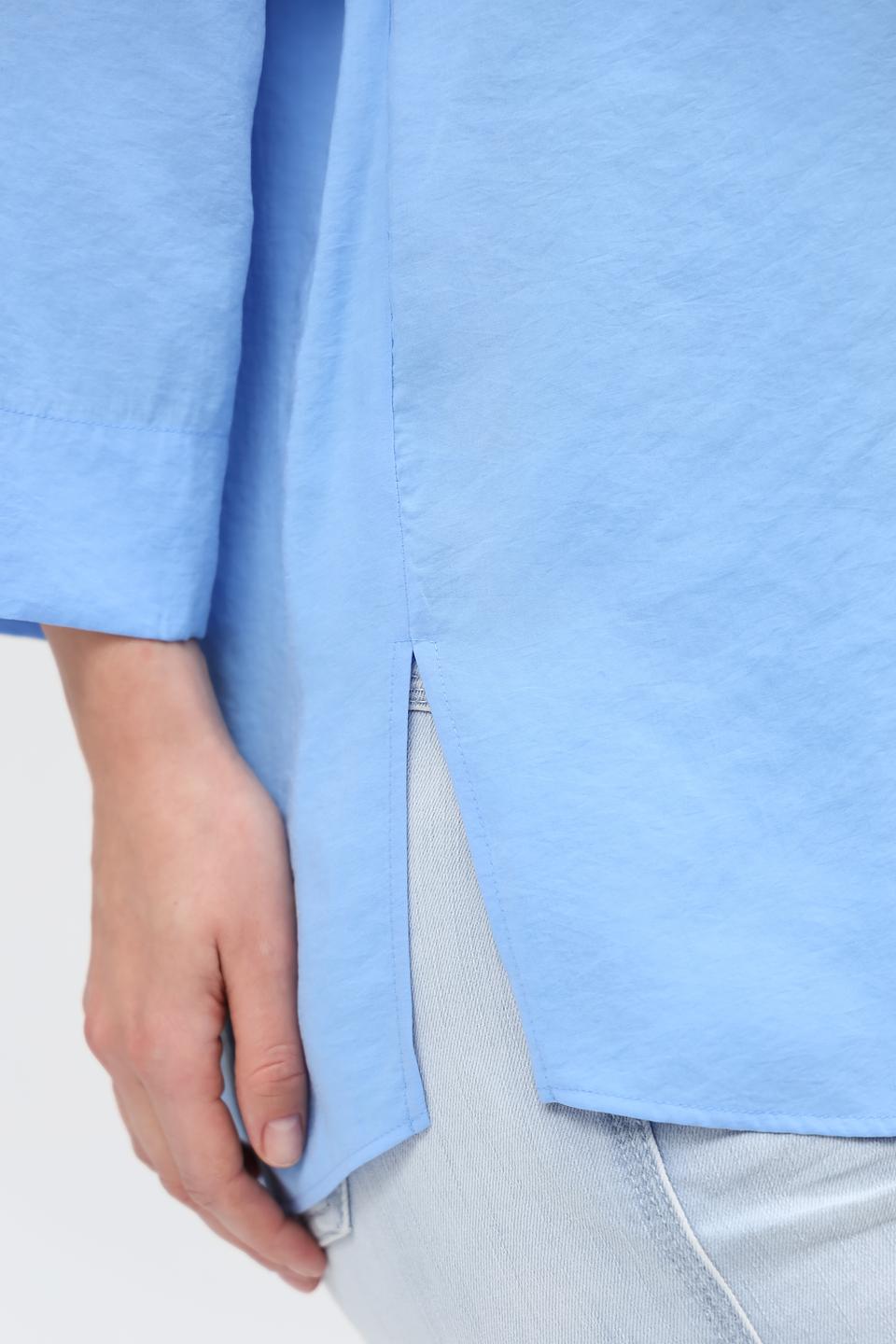 Блуза Gerry Weber голубая с V-образным вырезом